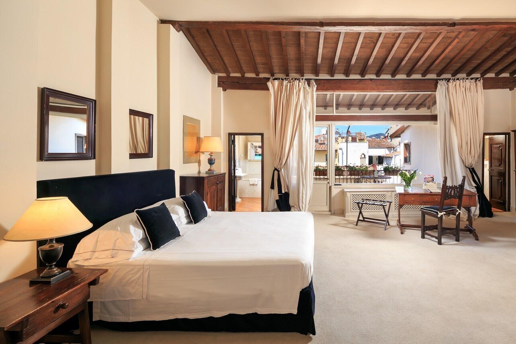 Hotel J And J Florence Ngoại thất bức ảnh